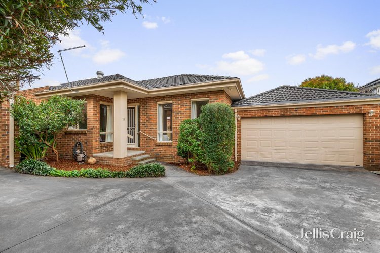 3 19 Quarry Road Mitcham 3132