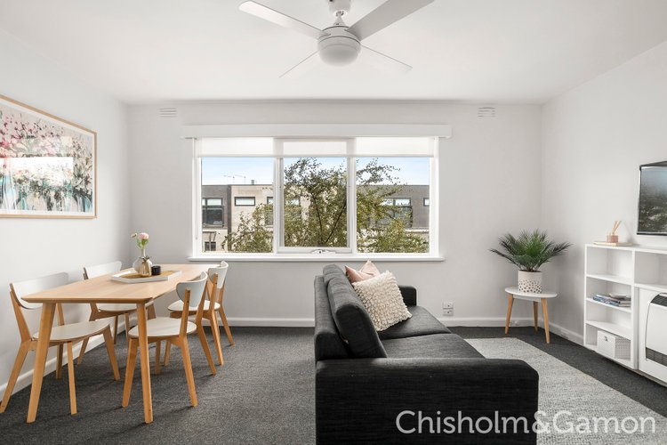 3 2 Alfriston Street Elwood 3184