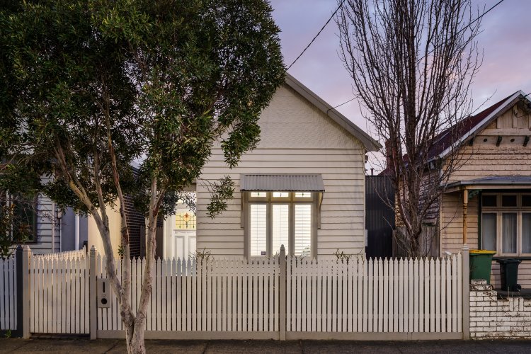 32 Beavers Road Northcote 3070