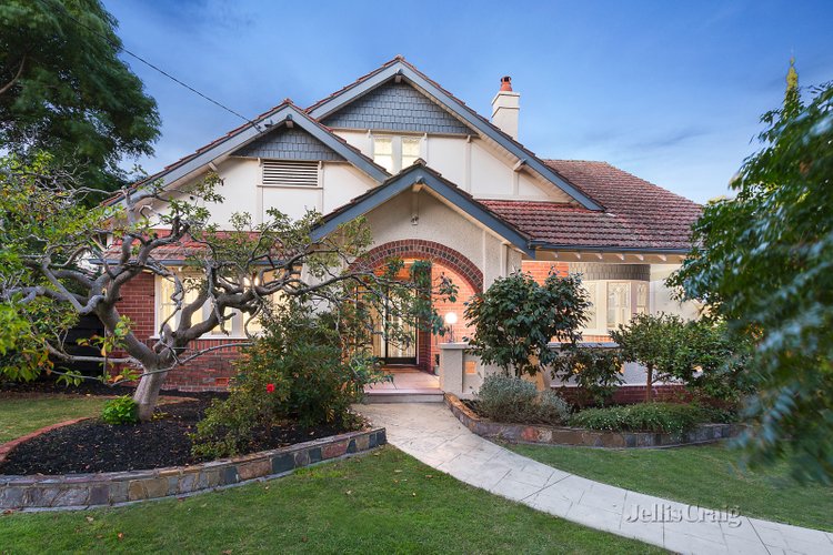 32 Carn Avenue Ivanhoe 3079