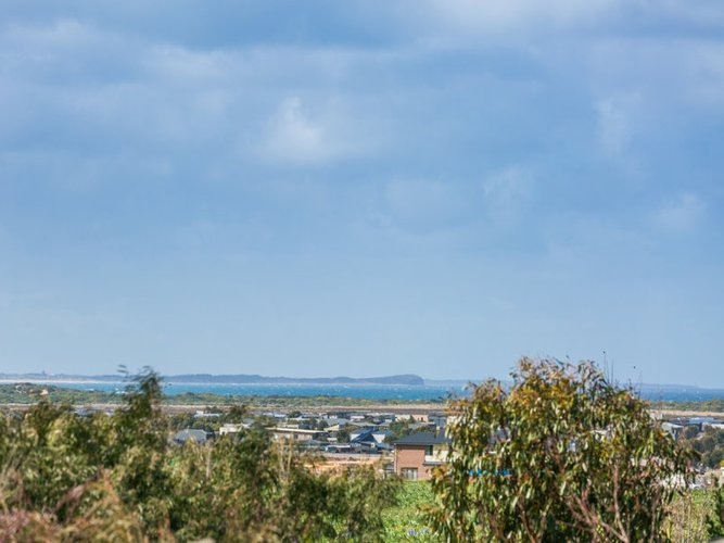 32 Centreside Drive, Torquay