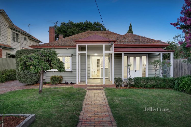 32 Eddys Grove Bentleigh 3204