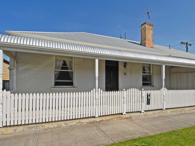 32 Foster Street South Geelong 3220