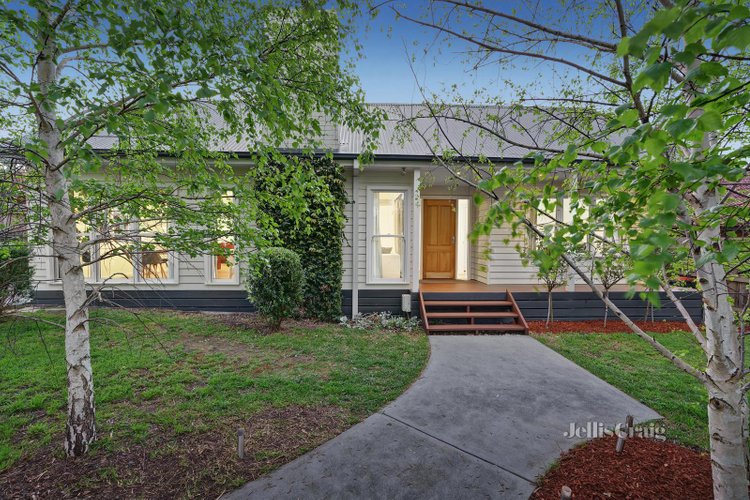 32 Hedge End Road Nunawading 3131