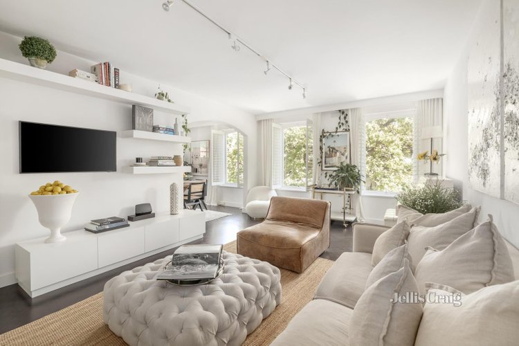 3 2 Kensington Road South Yarra 3141