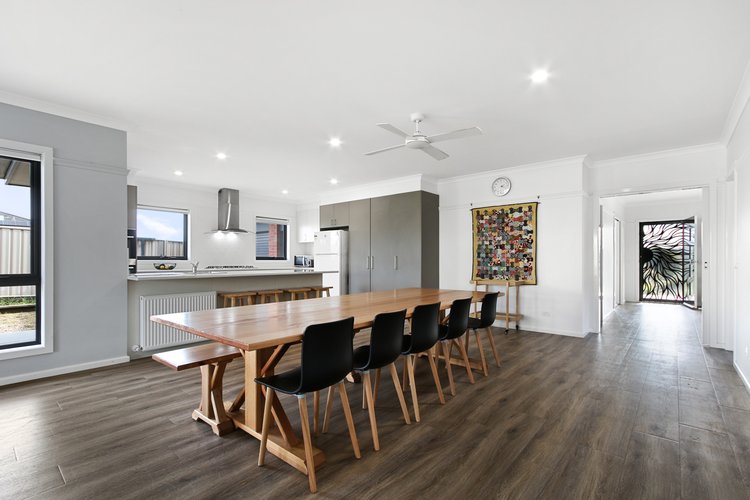 32 Lorimer Drive, Eastwood