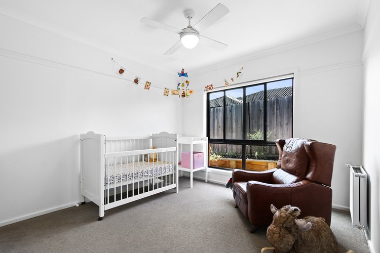 32 Lorimer Drive, Eastwood