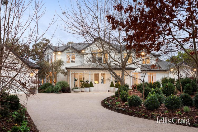 32 Osborne Road North Warrandyte 3113