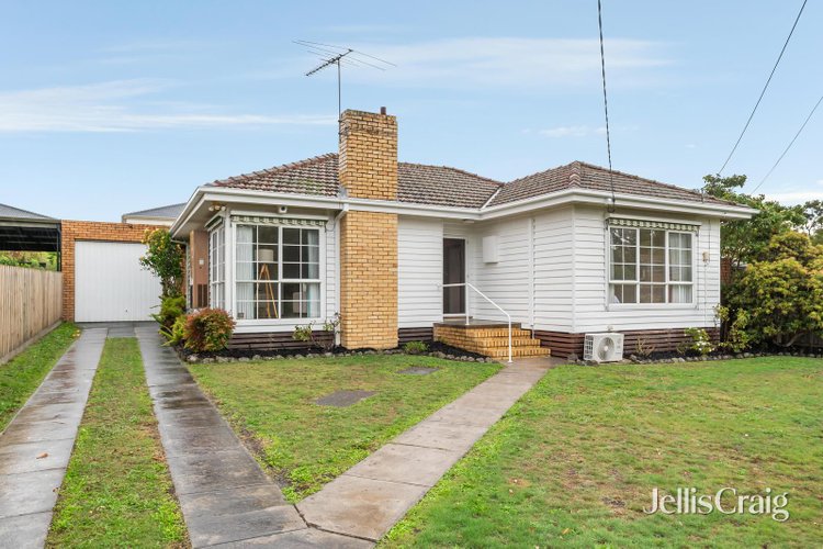 32 Pamay Road Mount Waverley 3149
