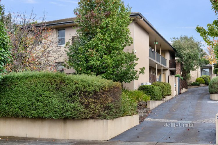 3 2 Raynes Street Balwyn 3103