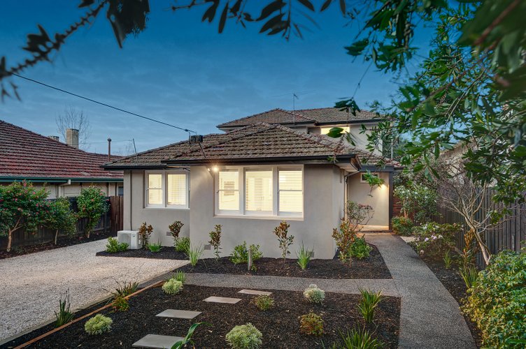 32 Rostrevor Parade Mont Albert North 3129