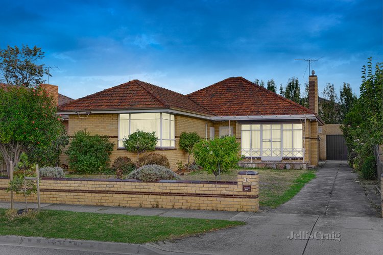 32 Strathmore Street Bentleigh 3204