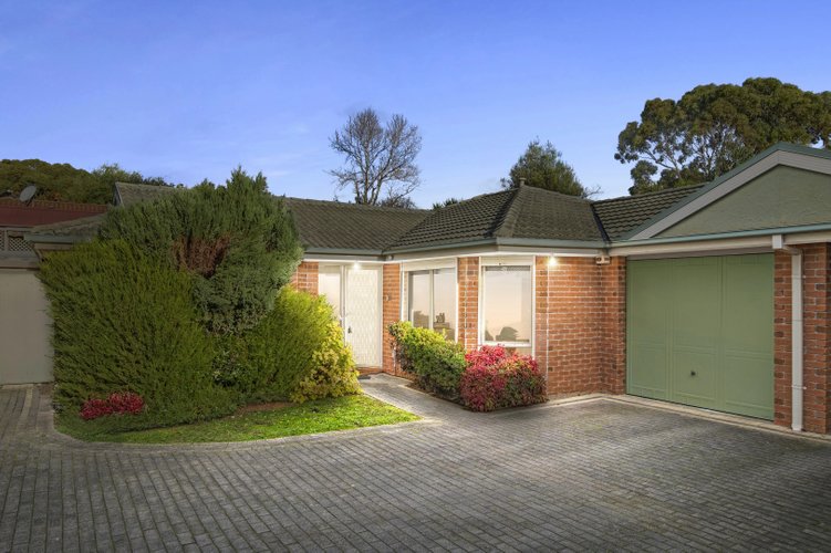 3/21 Nursery Road  Croydon 3136