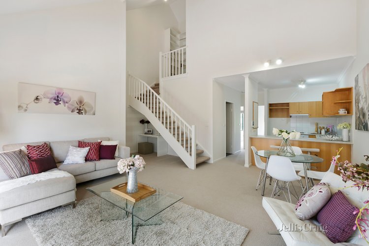 32/1495 Malvern Road Glen Iris 3146