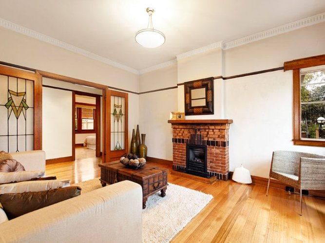 3 21a Broadway  Elwood 3184