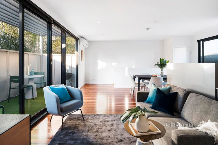3 228 Moor Street Fitzroy 3065