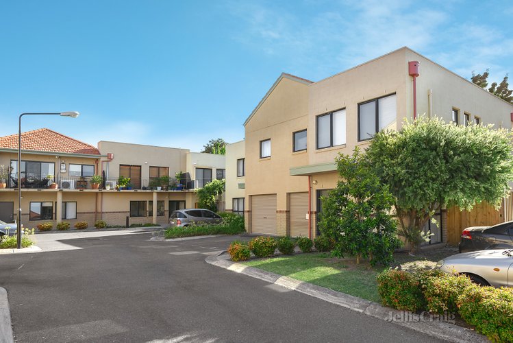 32/337 Station Street Thornbury 3071