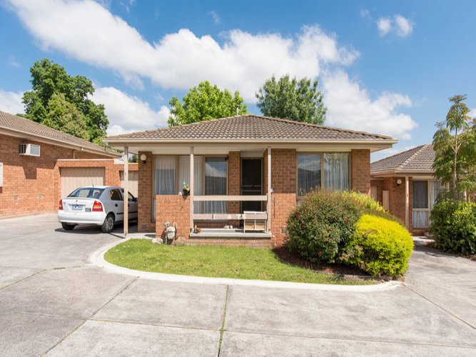 3 237-239 Hull Road Mooroolbark 3138
