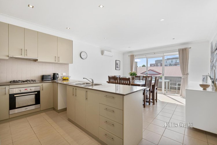 32 440 Stud Road Wantirna South 3152