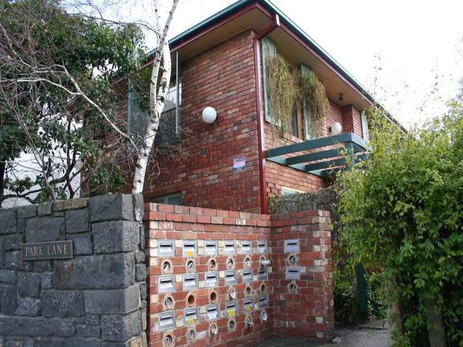 3 247 McKean Street Fitzroy North 3068