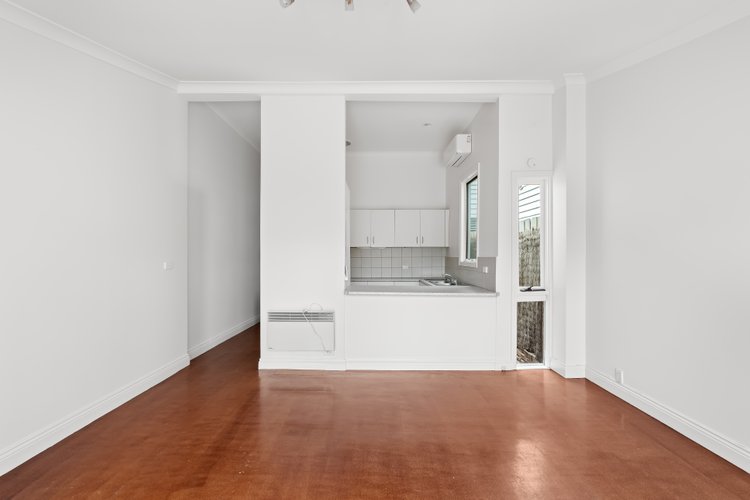 325 Esplanade East  Port Melbourne 3207