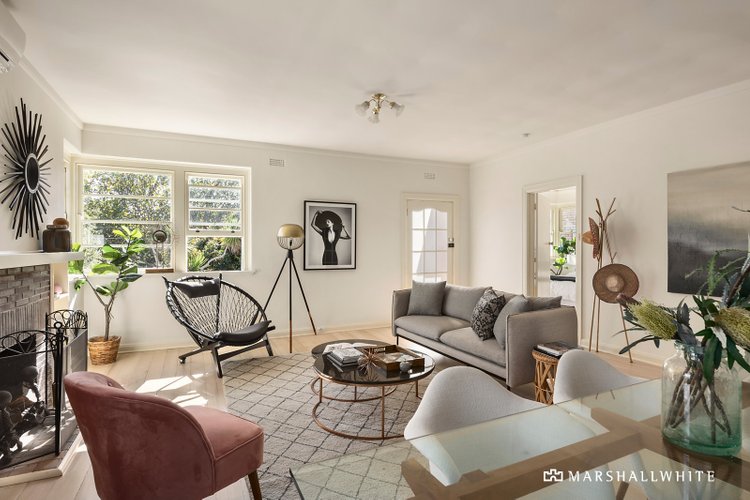 3/27 Pine Avenue