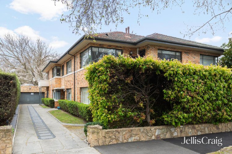 3 27 Ruskin Street Elwood 3184