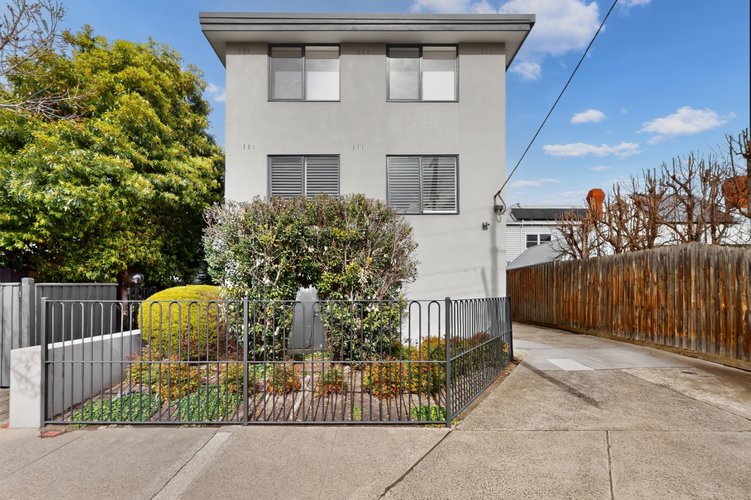 3/27 Spray Street Elwood 3184