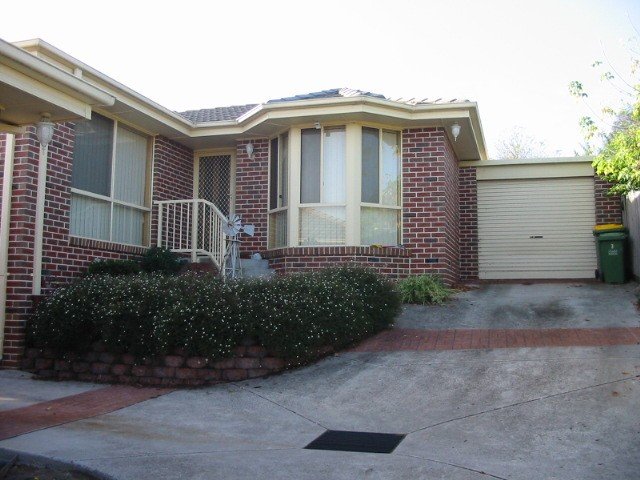 3/27 Winyard Drive  Mooroolbark 3138