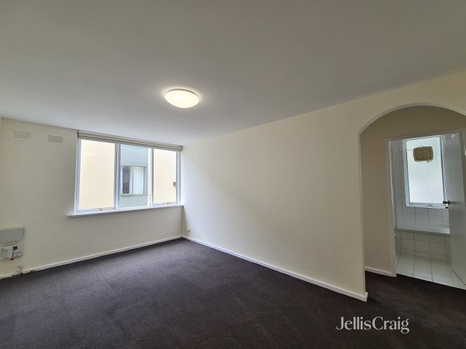 3/279 Nicholson Street Carlton 3053