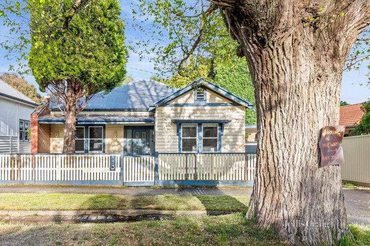 329 Raglan Street Ballarat Central 3350