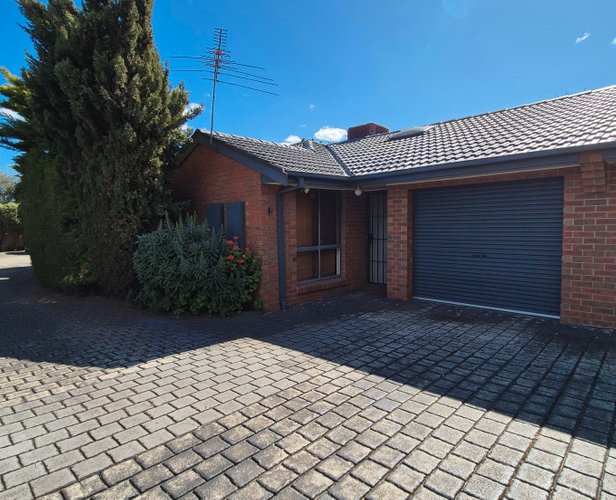 3/29 Royal Avenue  Essendon North 3041