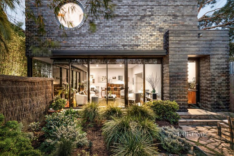 32a Cromwell Road South Yarra 3141