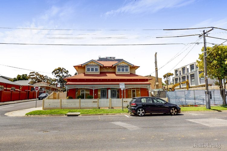 32A Flower Street  Essendon 3040