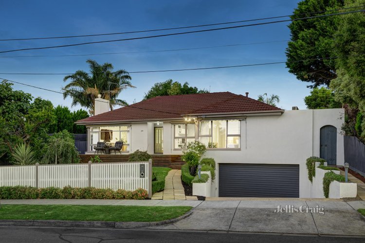 33 Bermuda Drive Blackburn South 3130