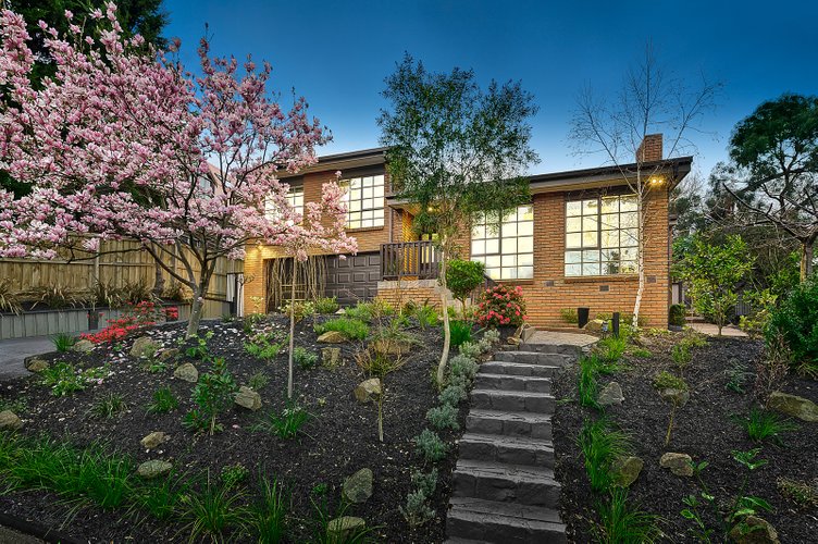 33 Braden Brae Drive Warranwood 3134