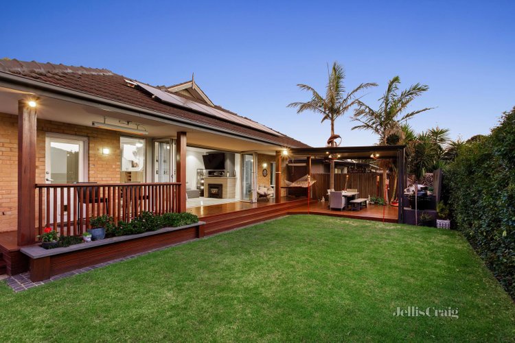 33 Bundora Parade Mentone 3194