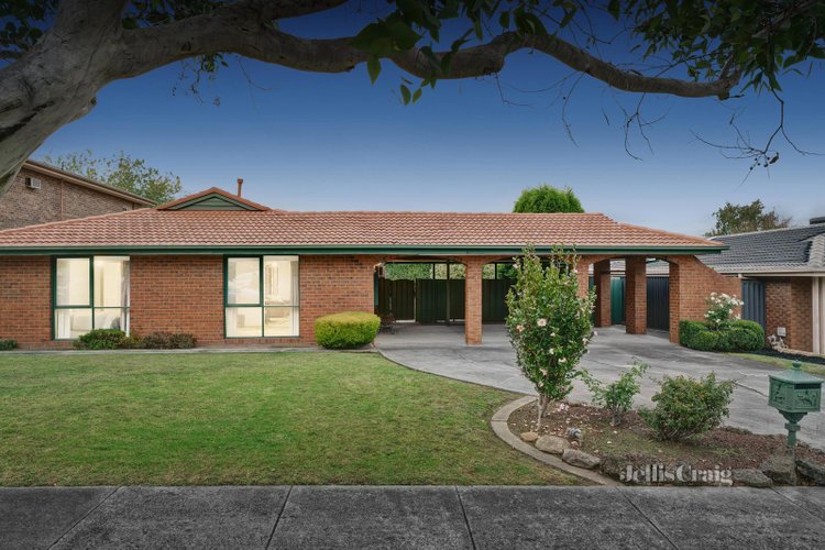 33 Collendina Crescent Scoresby 3179