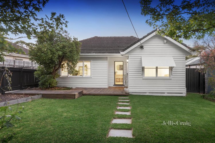 33 Holland Road Ringwood East 3135