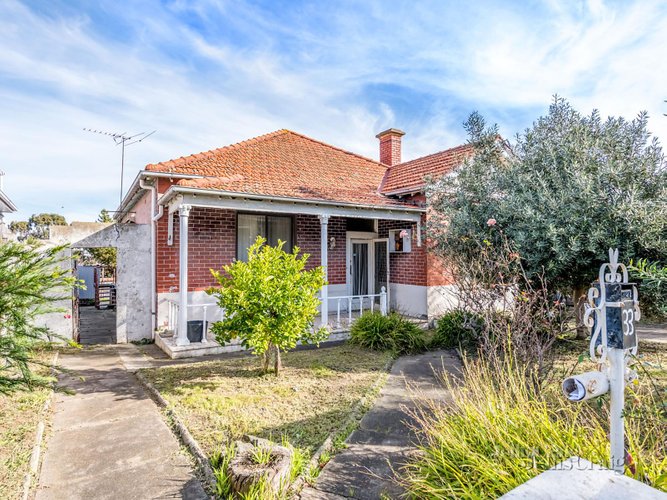 33 Irvine Crescent Brunswick West 3055