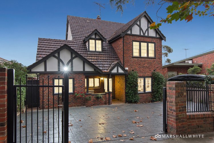 33 Molesworth Street