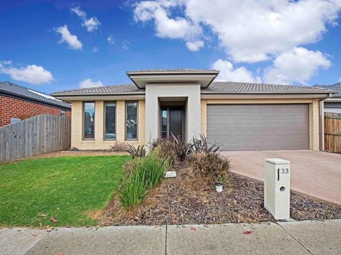 33 Oriondo Way Marshall 3216