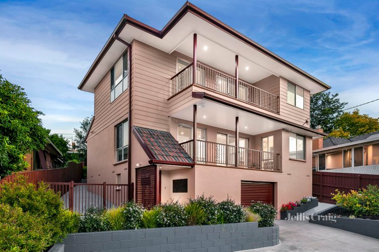 33 Strathnaver Avenue Strathmore 3041