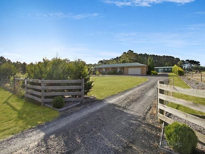 33 Trentham Road Tylden 3444