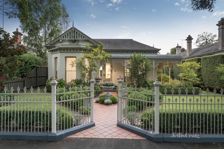 33 Victoria Road Camberwell 3124