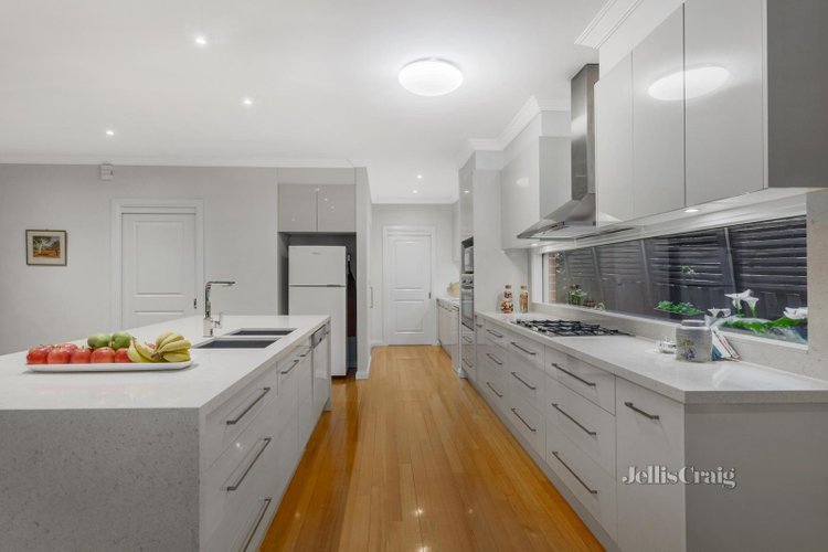 33 Werder Street Box Hill North 3129