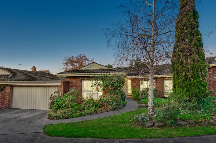 3/3 Windsor Crescent Surrey Hills 3127