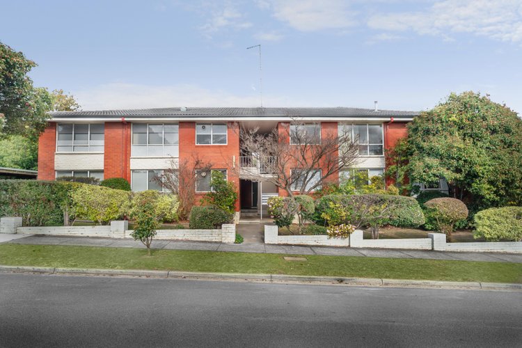 3/30 Magnolia Road Ivanhoe 3079