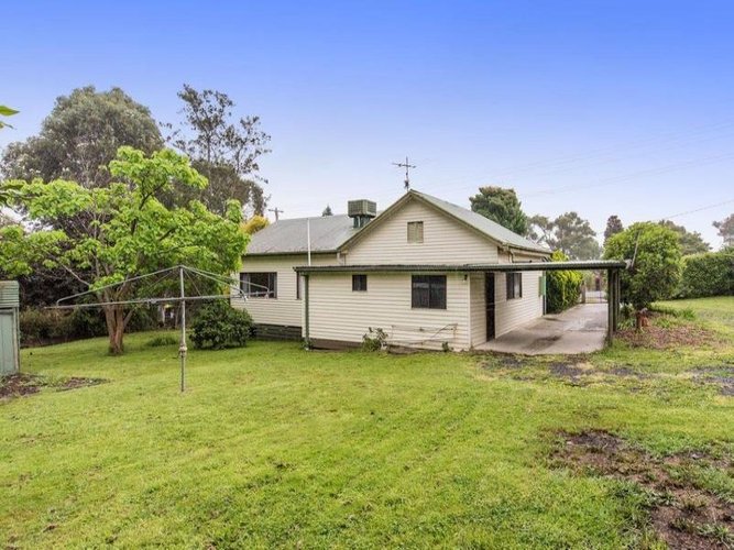 330 Warburton Highway Wandin North 3139