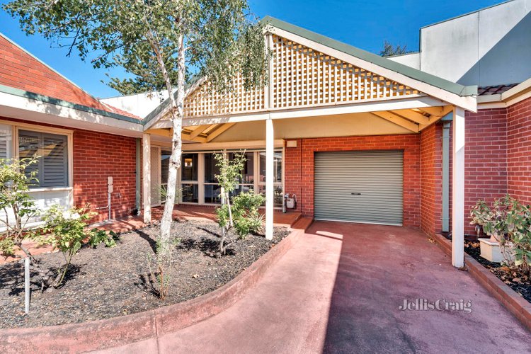 3 307 Station Street Fairfield 3078